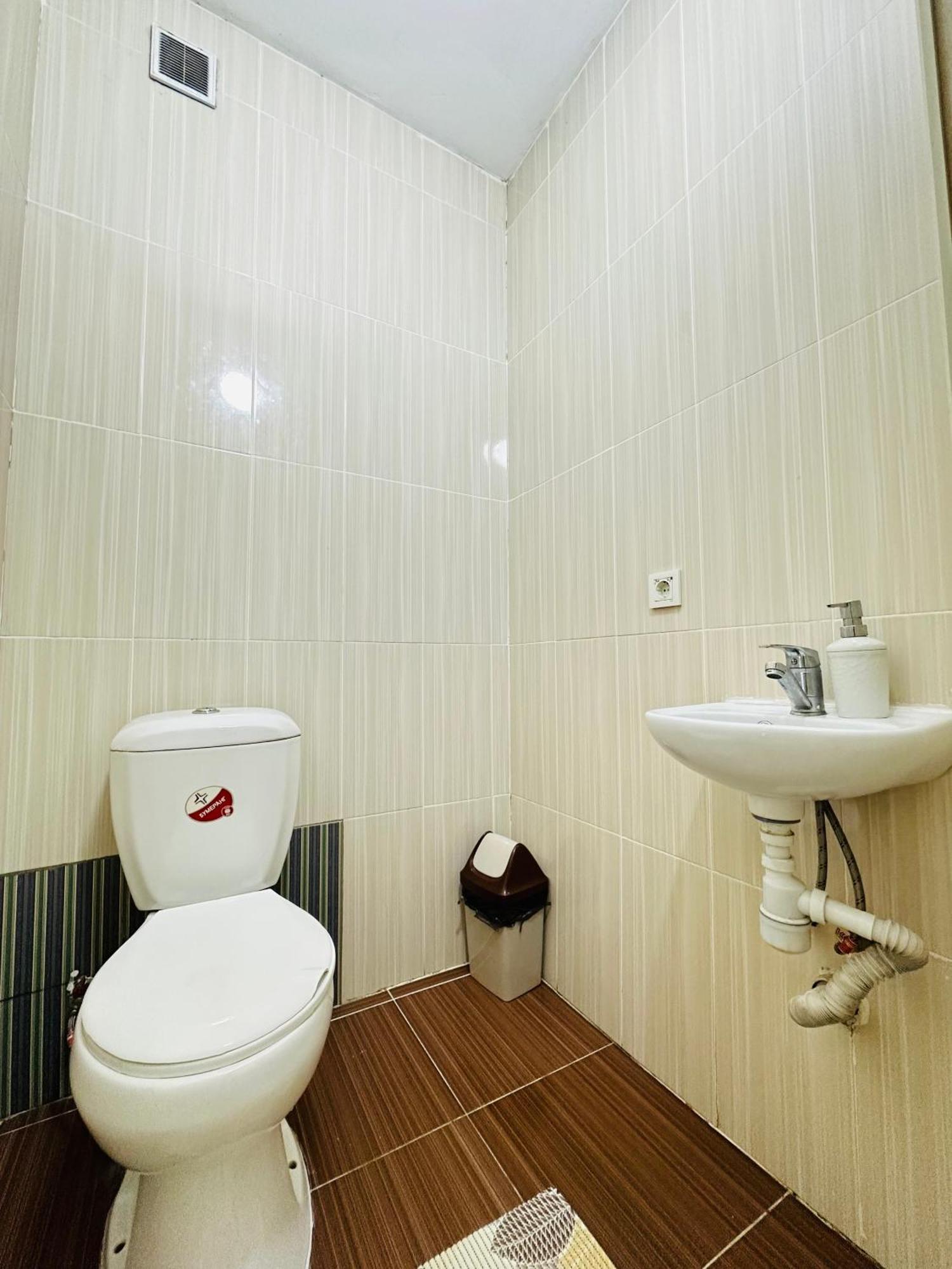 Квартира Для Большой Семьи Almaty Exterior photo